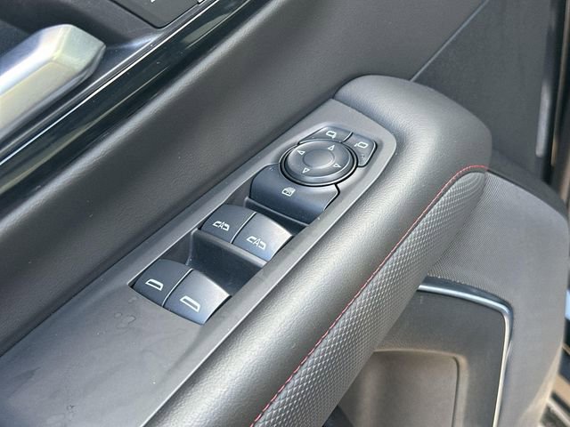 Used 2025 Chevrolet Suburban RST image 22