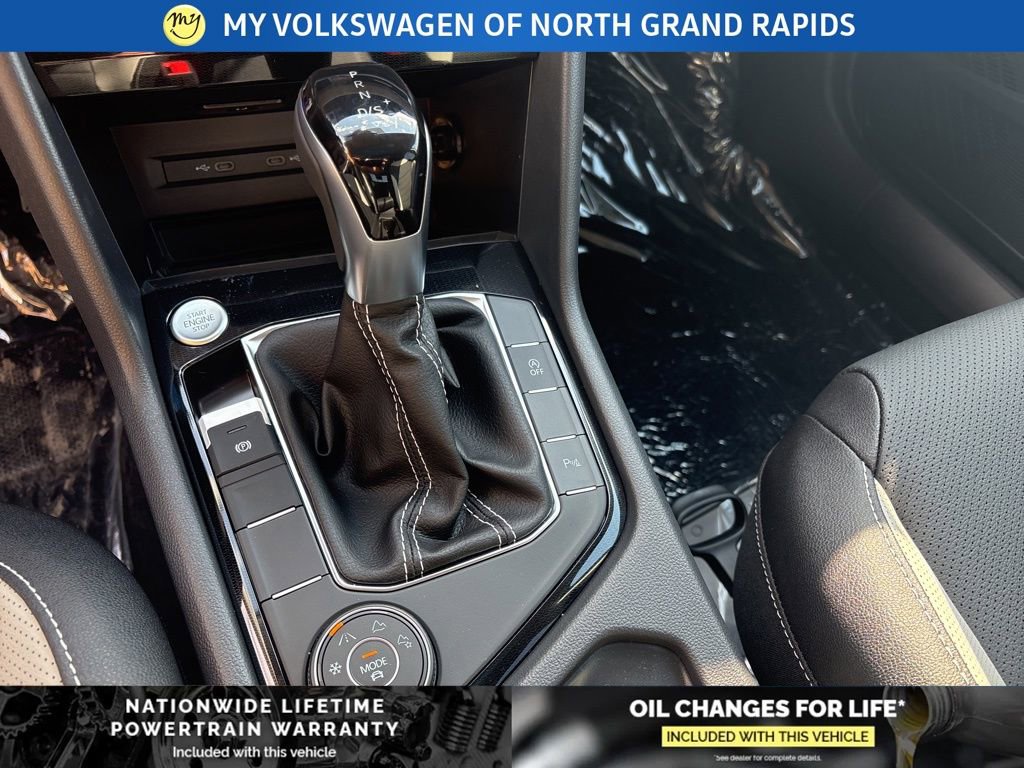 New 2026 Volkswagen Taos SEL image 21