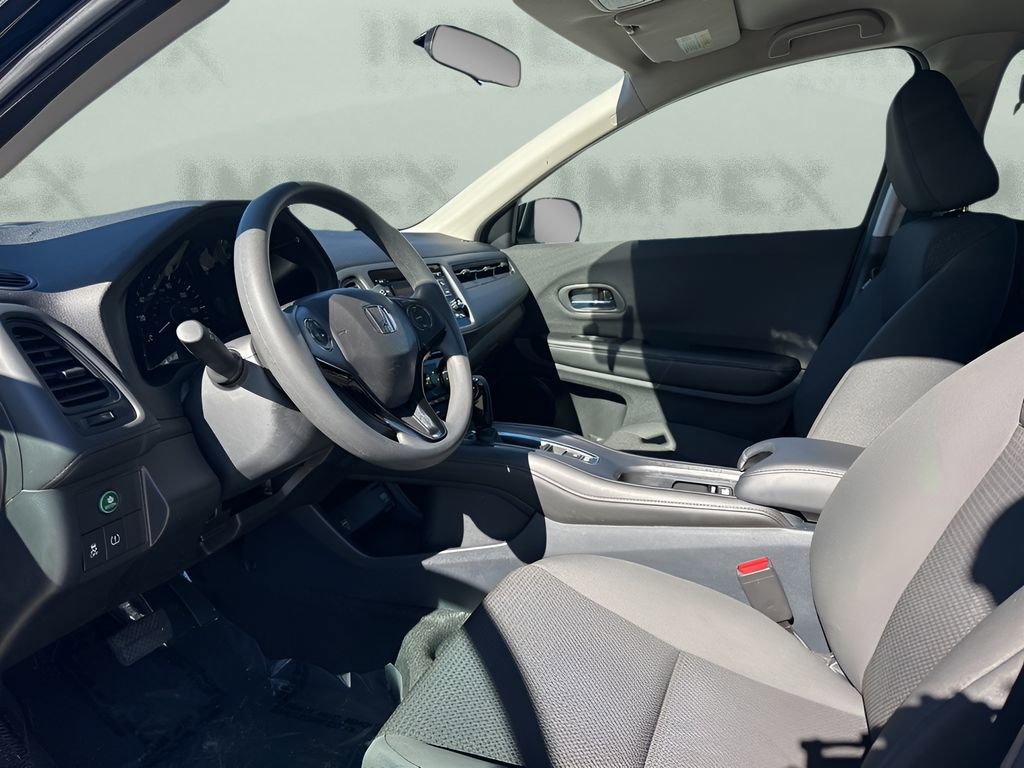 Used 2022 Honda HR-V LX image 9
