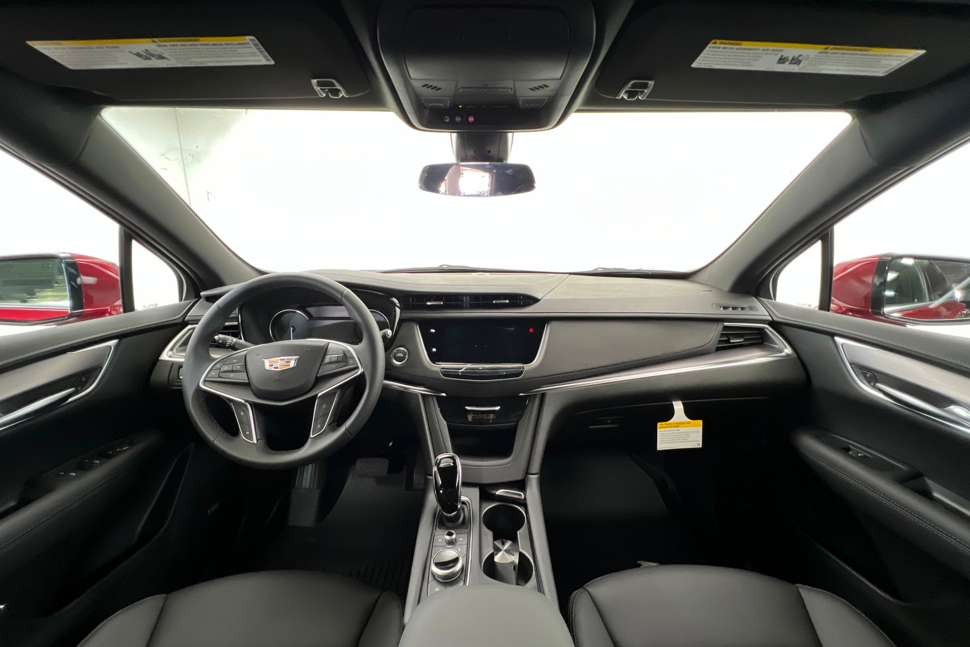 New 2026 Cadillac XT5 Luxury image 10