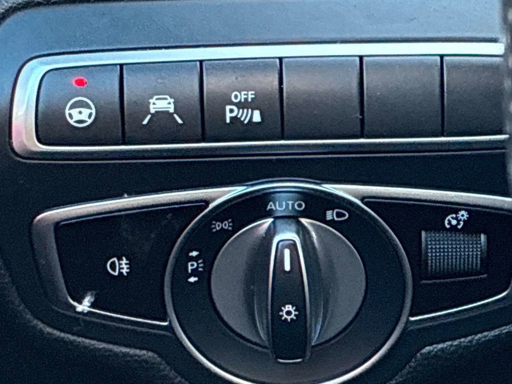 Used 2020 Mercedes-Benz C 43 AMG 4MATIC Sedan image 30