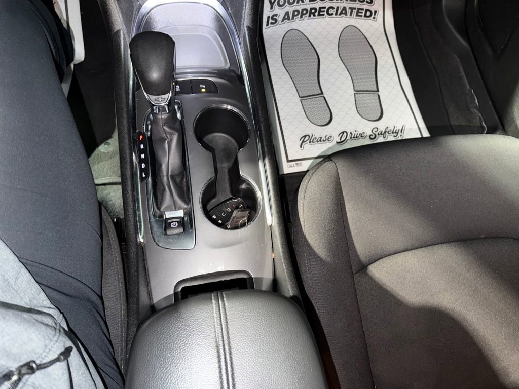 Used 2024 Chevrolet Malibu LT image 18