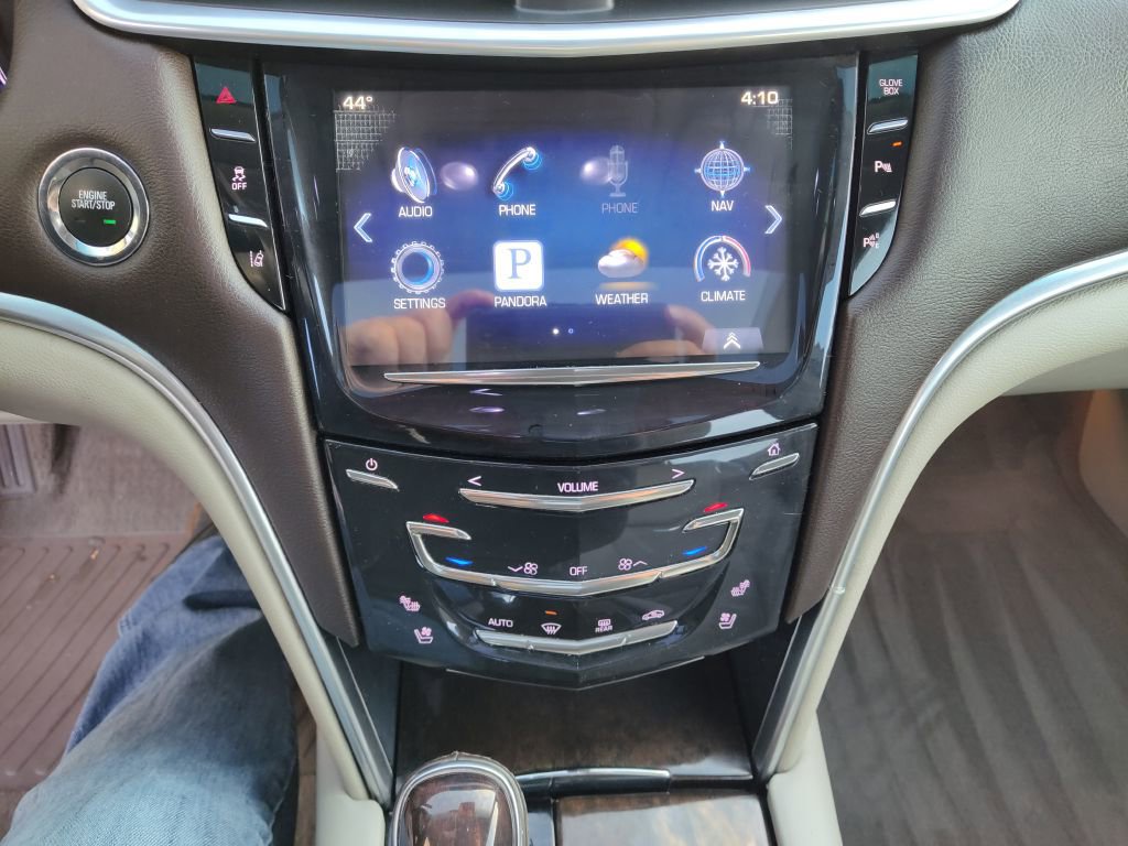 Used 2014 Cadillac XTS Luxury w/ Driver Awareness Package image 25