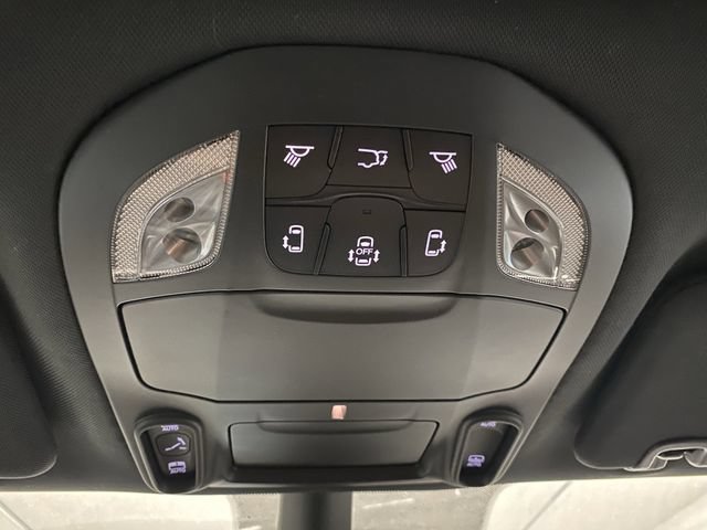 New 2026 Chrysler Pacifica Limited w/ S Appearance Package AWD/4WD image 27