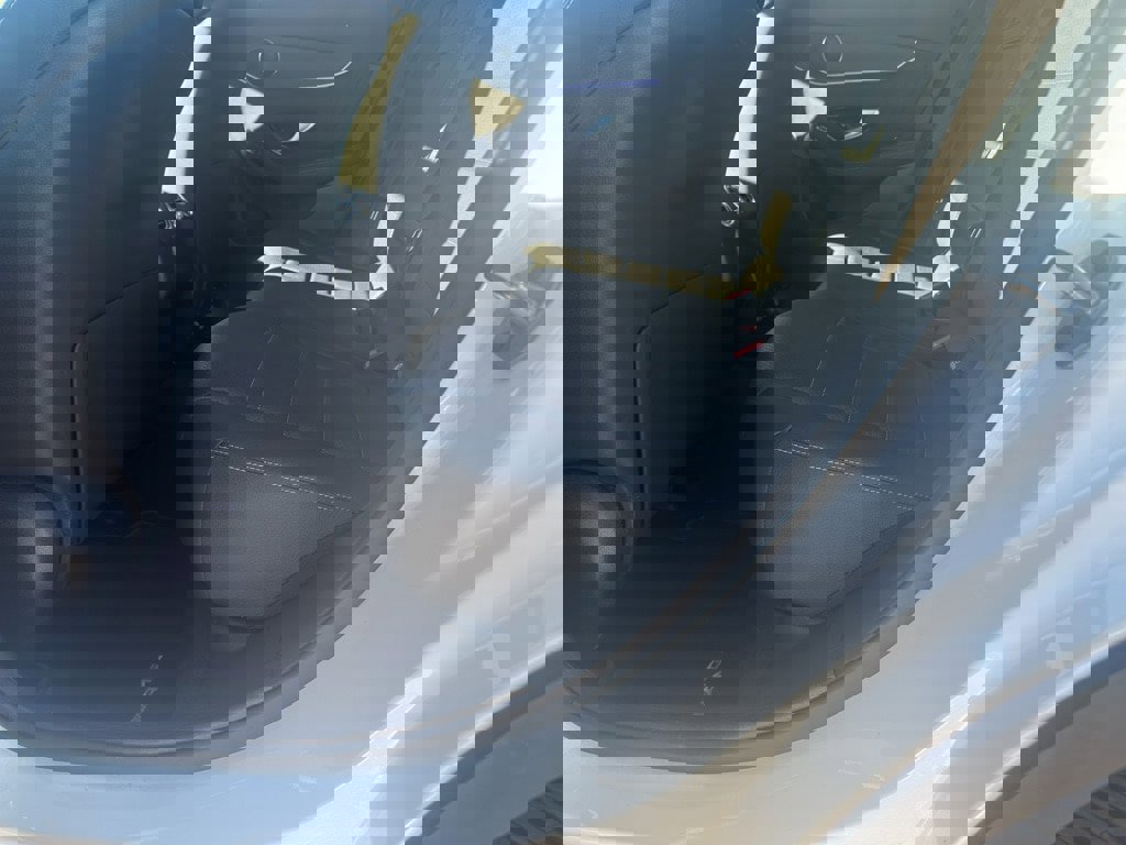 Used 2022 Mercedes-Benz GLC 300 300 4matic image 14