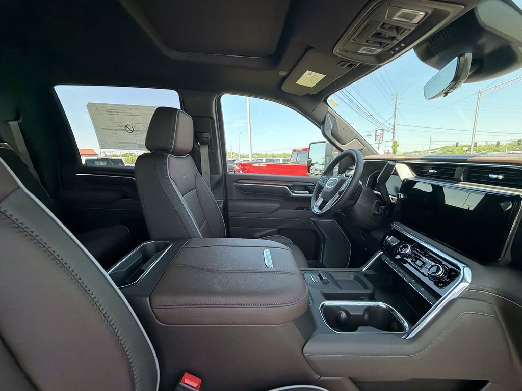 New 2026 GMC Sierra 2500 Denali w/ Denali Reserve Package AWD/4WD image 15