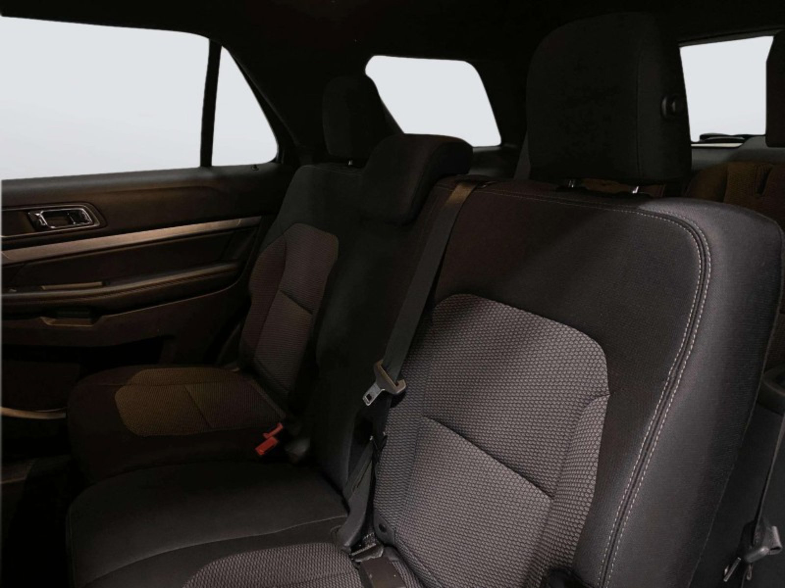 Used 2019 Ford Explorer XLT FWD image 31