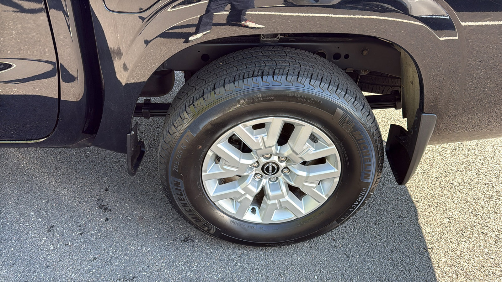 Certified 2023 Nissan Frontier SV w/ Tow Package AWD/4WD image 21