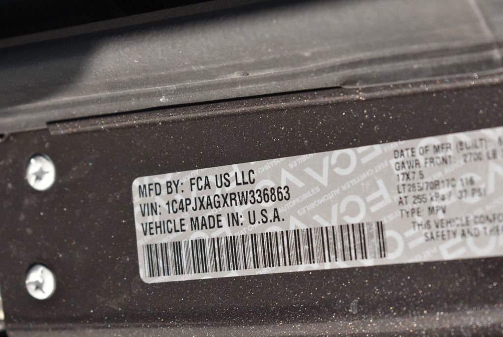 Used 2024 Jeep Wrangler Sport AWD/4WD image 35