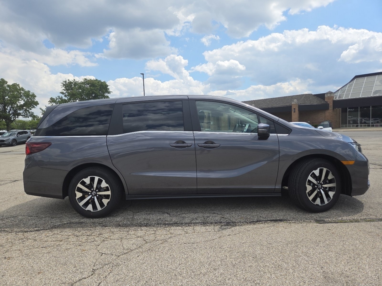 New 2026 Honda Odyssey EX-L image 17