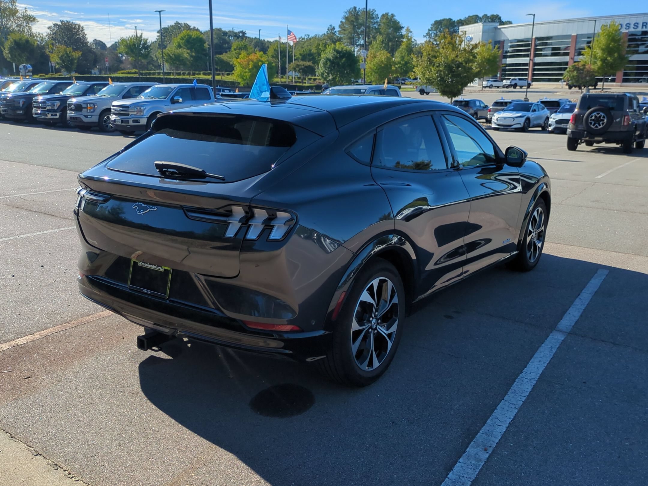 Used 2022 Ford Mustang Mach-E Premium RWD image 4