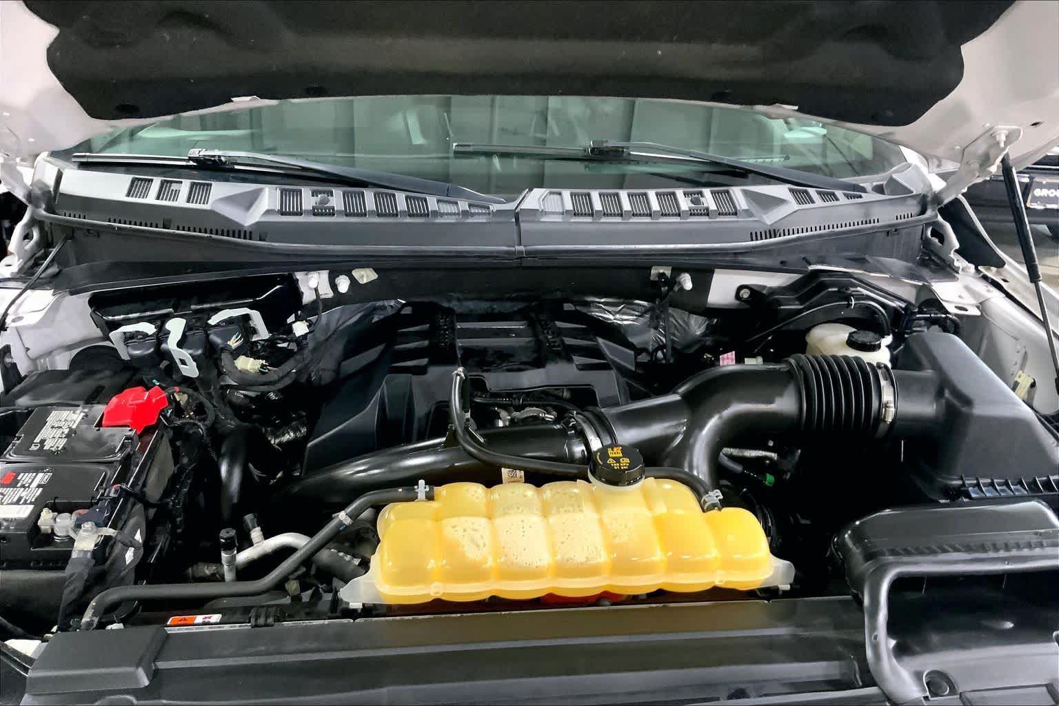 Used 2018 Ford F150 XL w/ Equipment Group 101A Mid AWD/4WD image 32