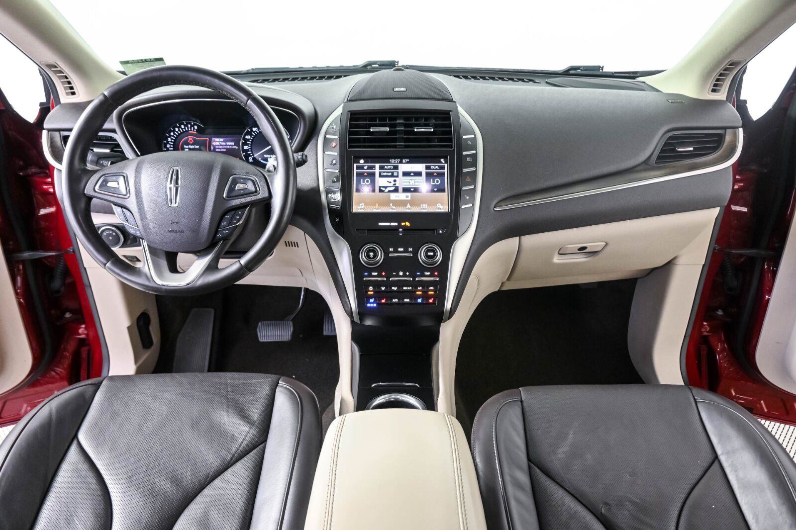 Used 2019 Lincoln MKC Reserve w/ MKC Technology Package FWD image 16