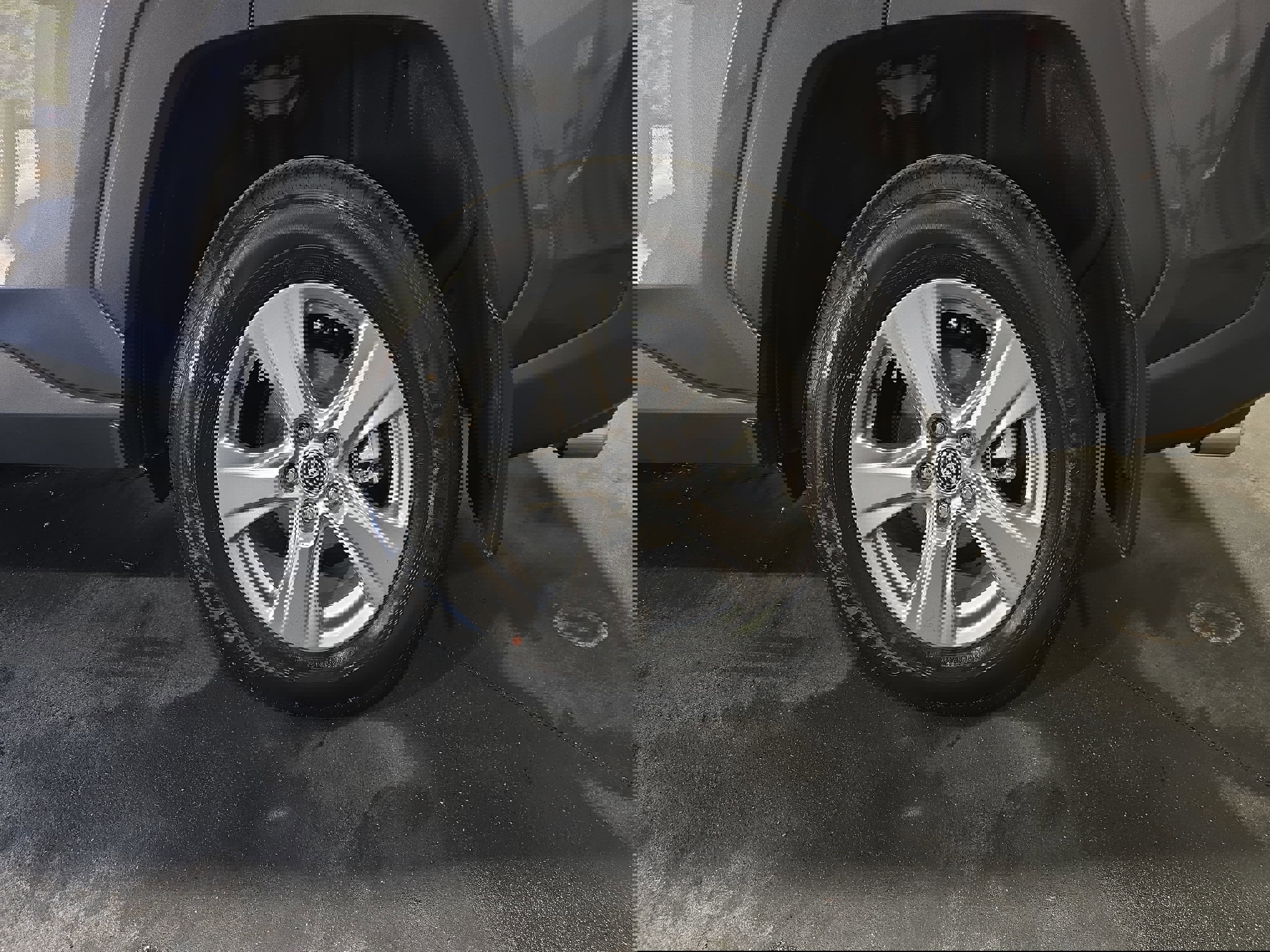 Used 2025 Toyota RAV4 XLE w/ Convenience Package image 35