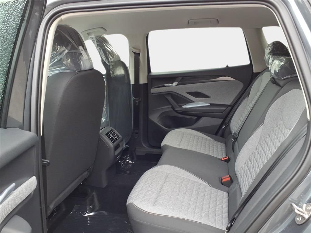 New 2026 Volkswagen Tiguan S AWD/4WD image 12