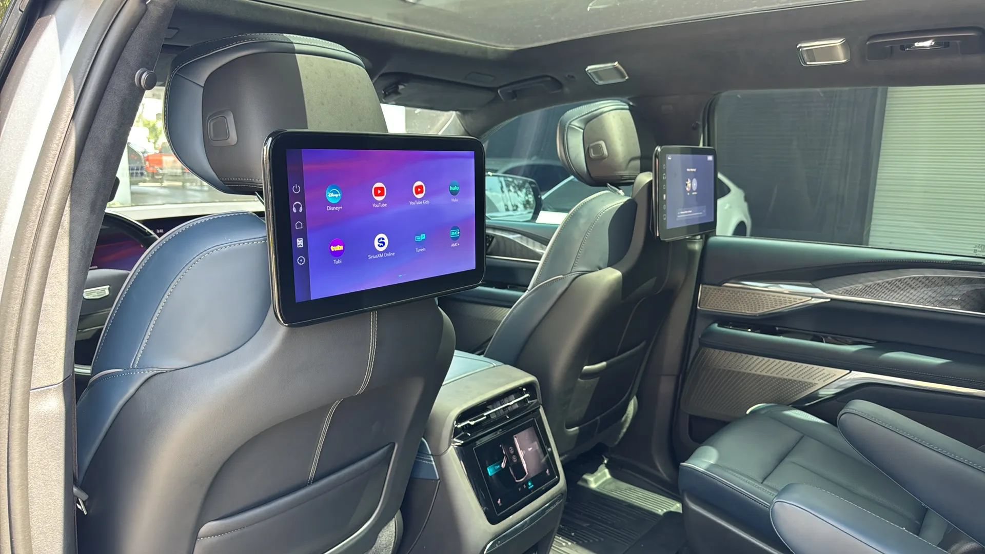 Used 2026 Cadillac Escalade IQL Sport 2 AWD/4WD image 26