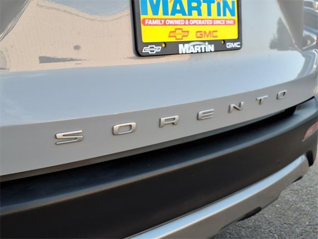 Used 2022 Kia Sorento SX Prestige w/ Rust Color Package image 16