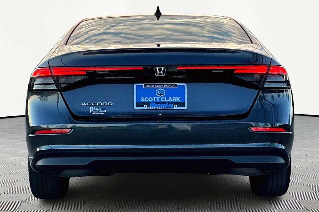 Used 2025 Honda Accord SE image 7