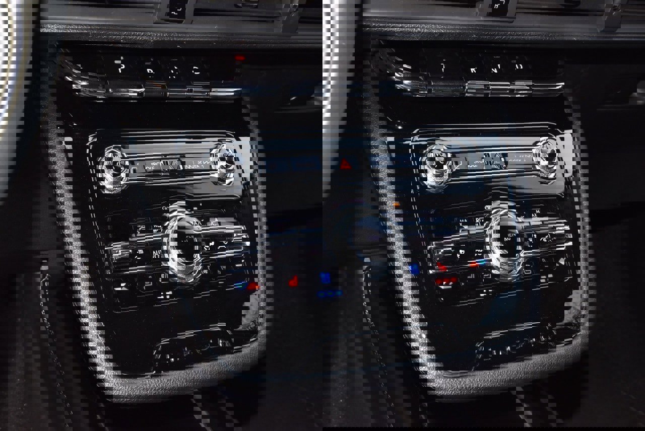 Used 2021 Lincoln Corsair Reserve w/ Equipment Group 201A image 30