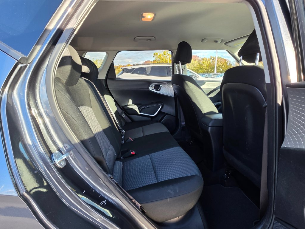 Certified 2023 Kia Soul LX w/ LX Technology Package FWD image 12