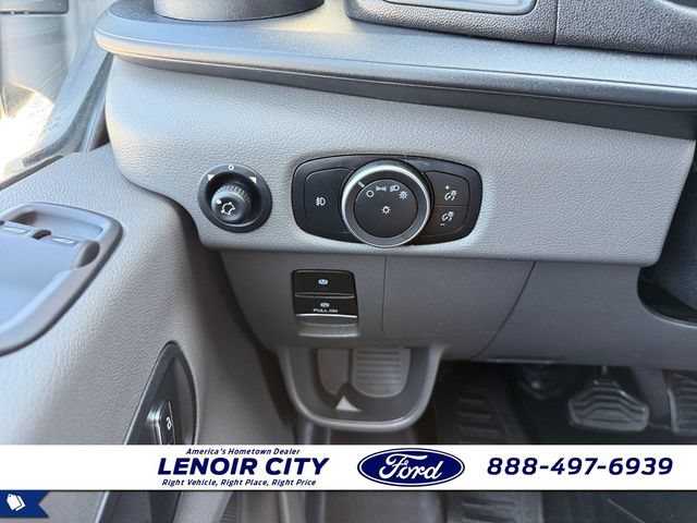 Used 2024 Ford E-Transit 148 High Roof RWD image 19