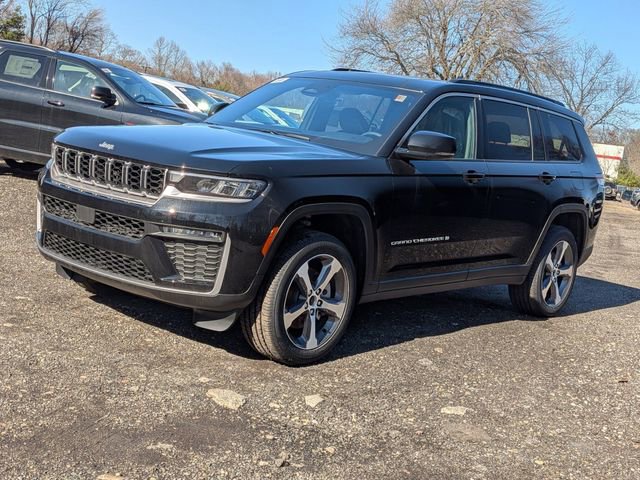 New 2026 Jeep Grand Cherokee L Limited image 7