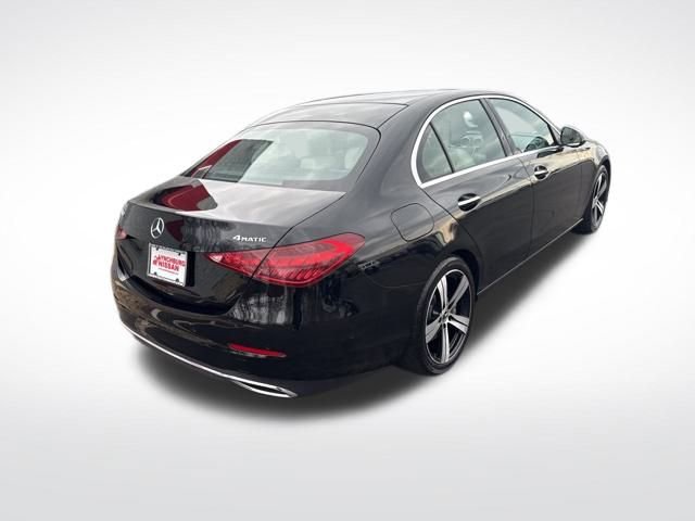 Used 2025 Mercedes-Benz C 300 4MATIC Sedan image 5