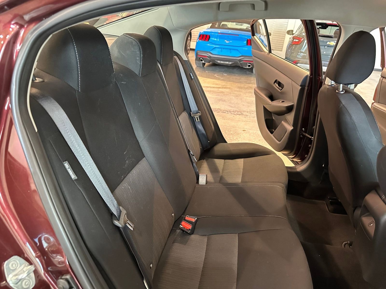 Used 2025 Nissan Sentra SV image 36