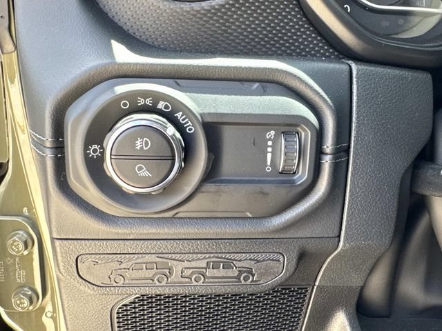 New 2026 Jeep Gladiator Rubicon AWD/4WD image 30