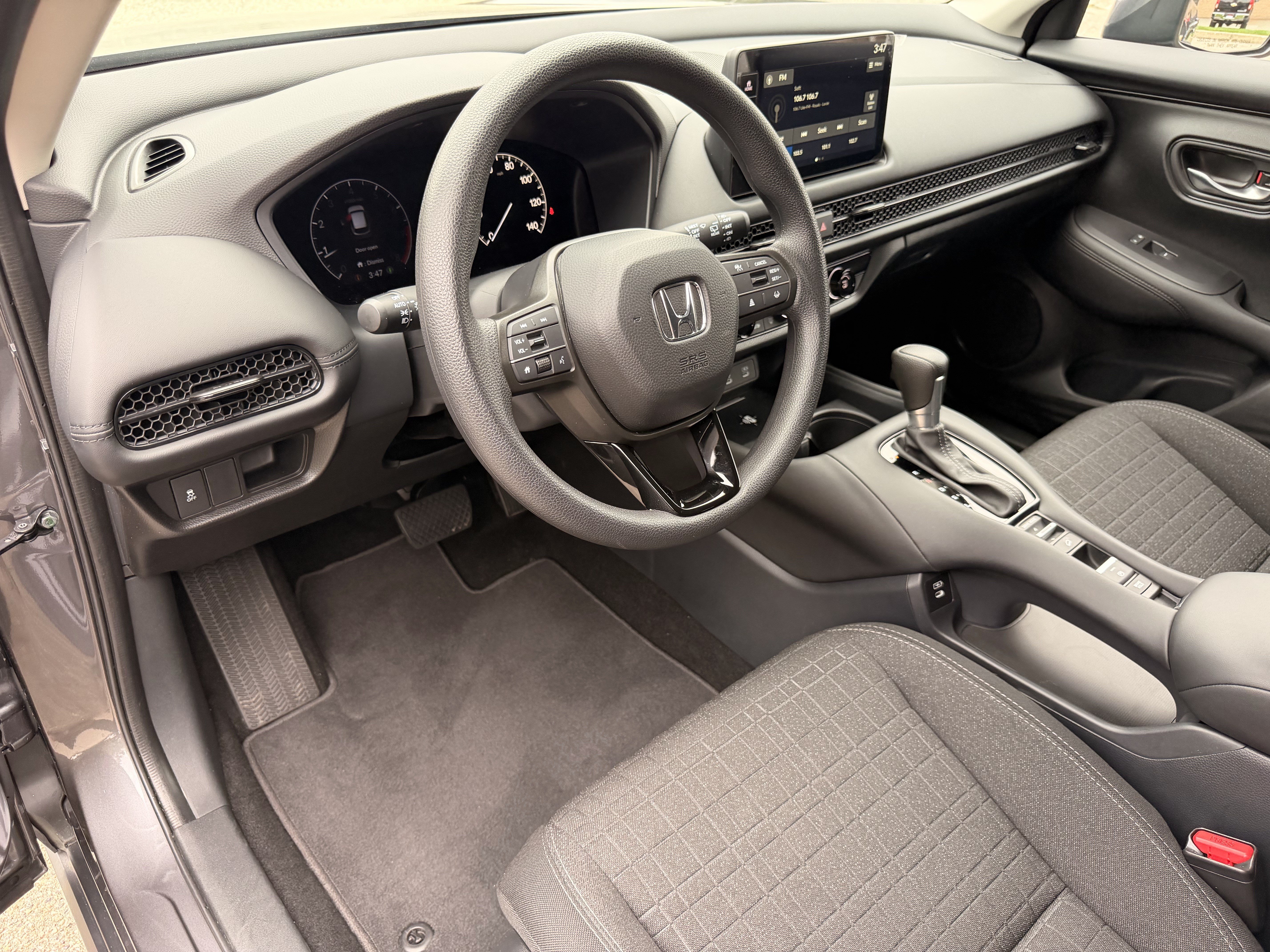 Certified 2026 Honda HR-V LX image 13