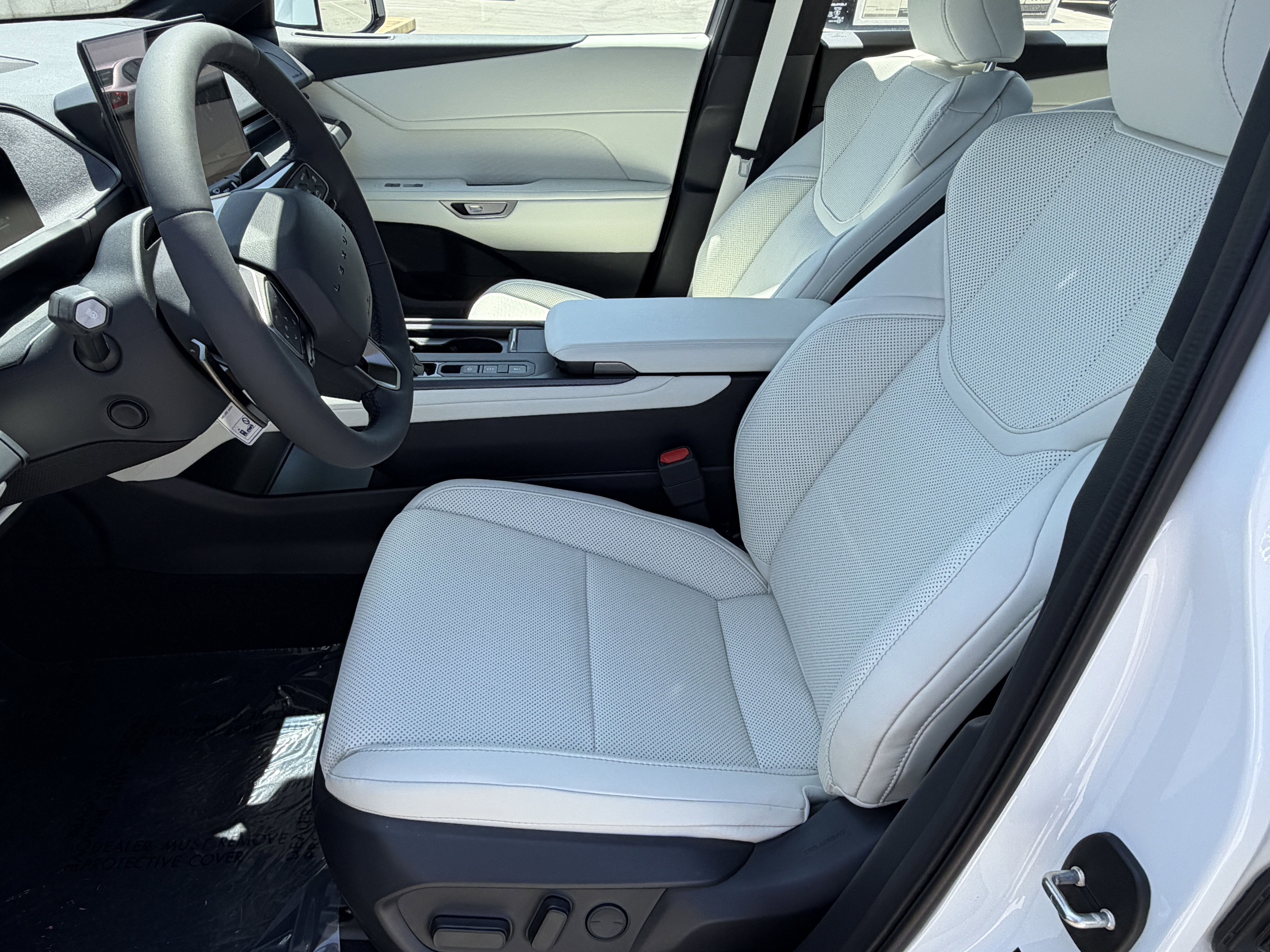 New 2026 Lexus ES 500e AWD/4WD image 18