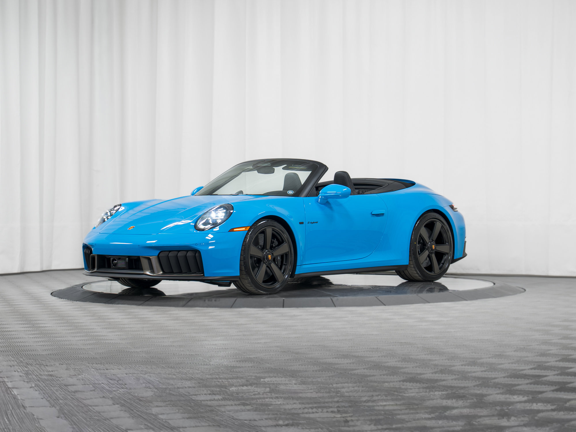 Used 2026 Porsche 911 GTS image 42