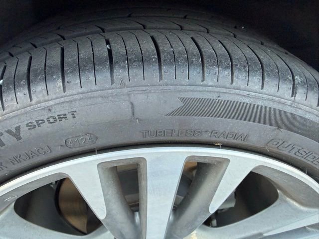 Certified 2023 INFINITI Q50 Sensory image 27