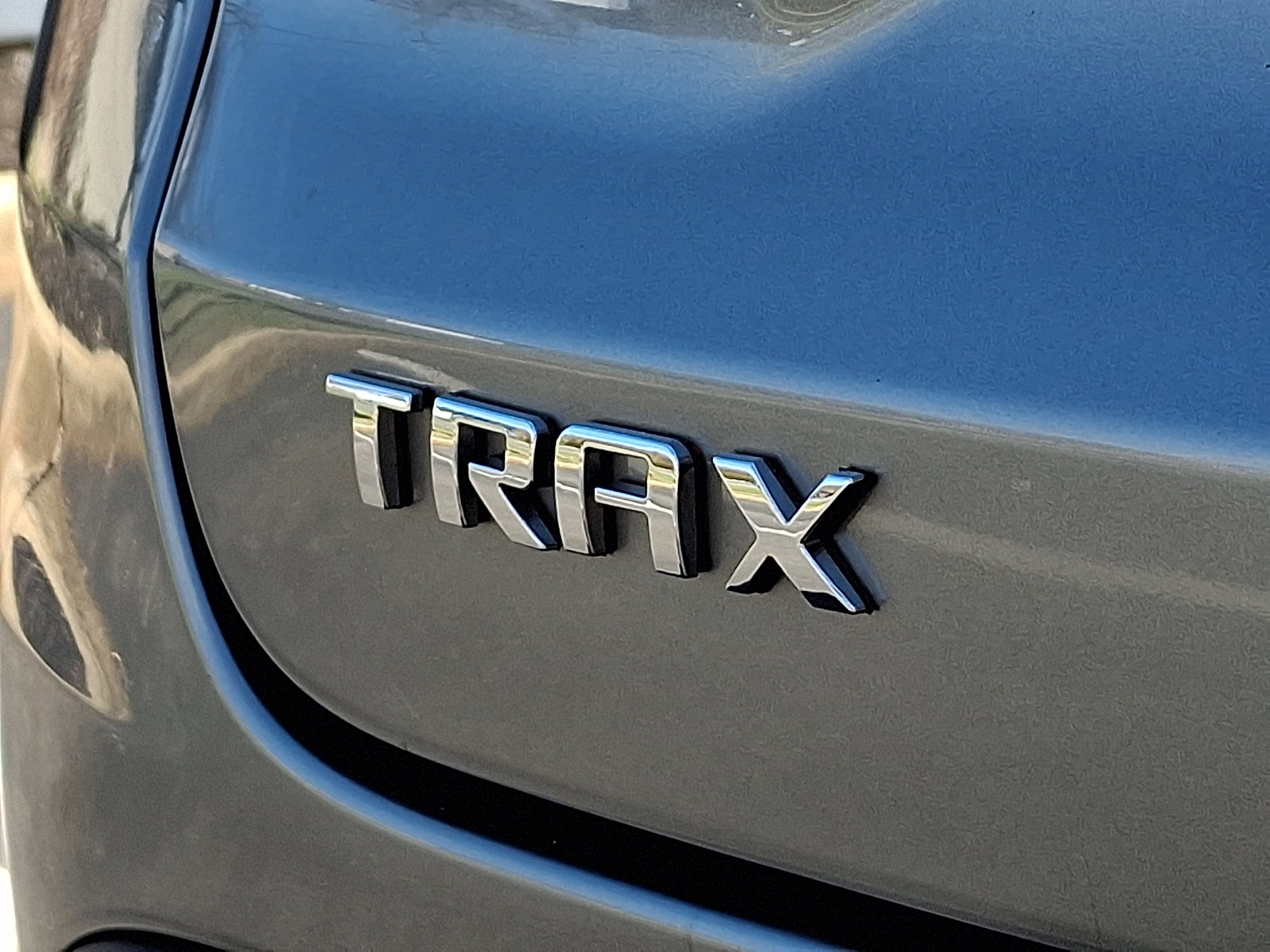 Used 2024 Chevrolet Trax LT w/ Driver Confidence Package image 31