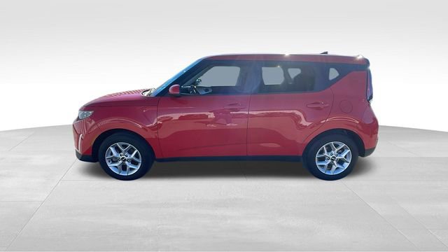 Used 2024 Kia Soul LX w/ Option Group 015 image 5