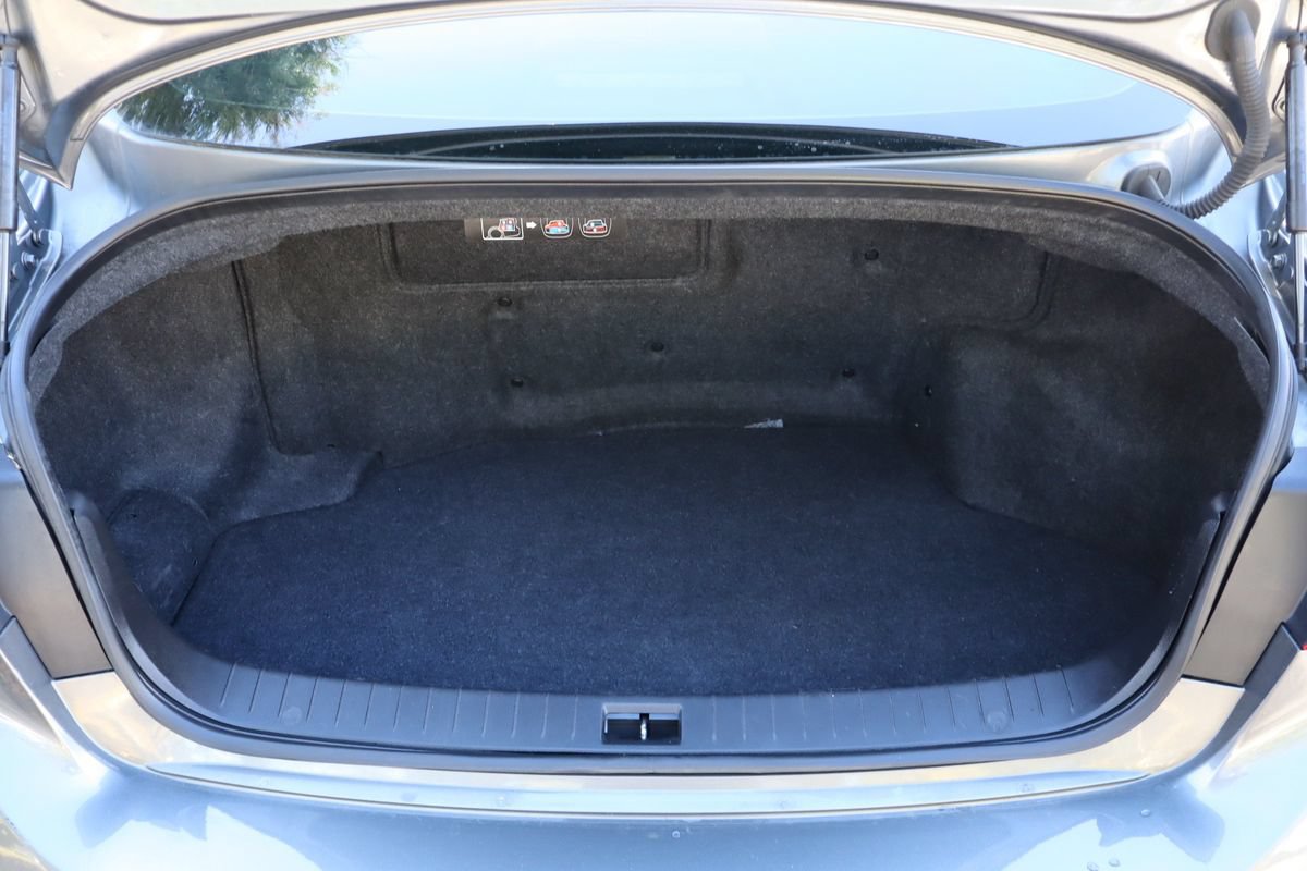 Used 2015 INFINITI Q50 Premium w/ Deluxe Technology Package AWD/4WD image 14
