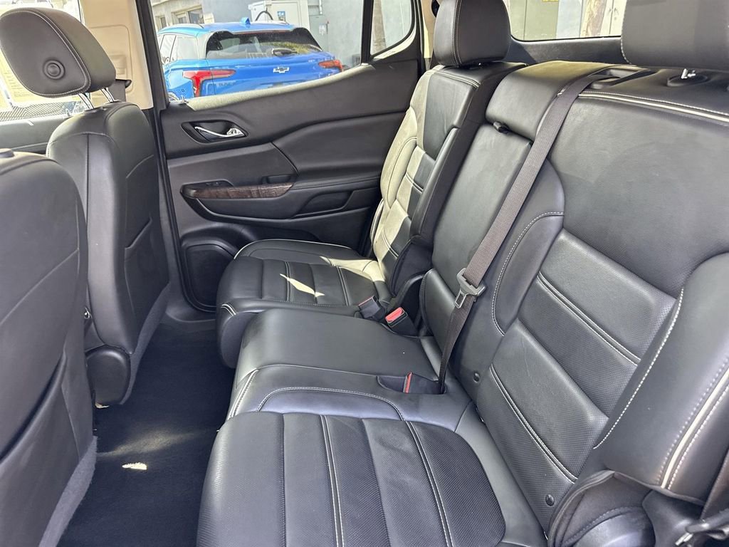 Used 2023 GMC Acadia Denali image 23