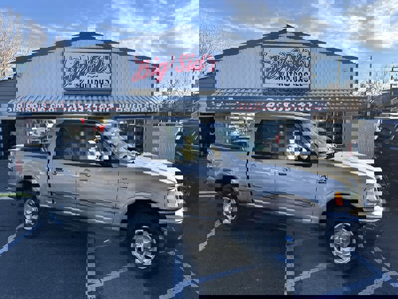 Used 2003 Ford F150 XLT AWD/4WD image 1