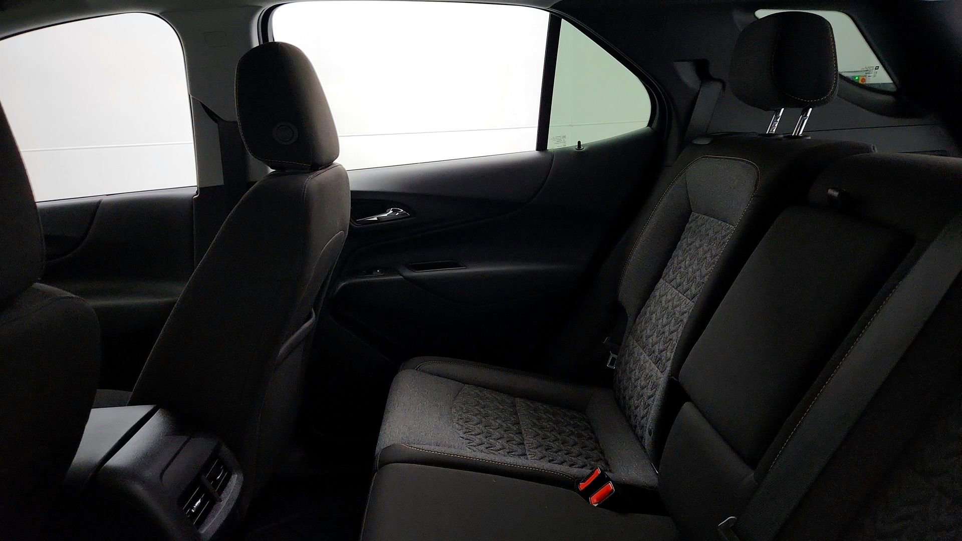 Certified 2024 Chevrolet Equinox LT w/ LPO, Floor Liner Package FWD image 16
