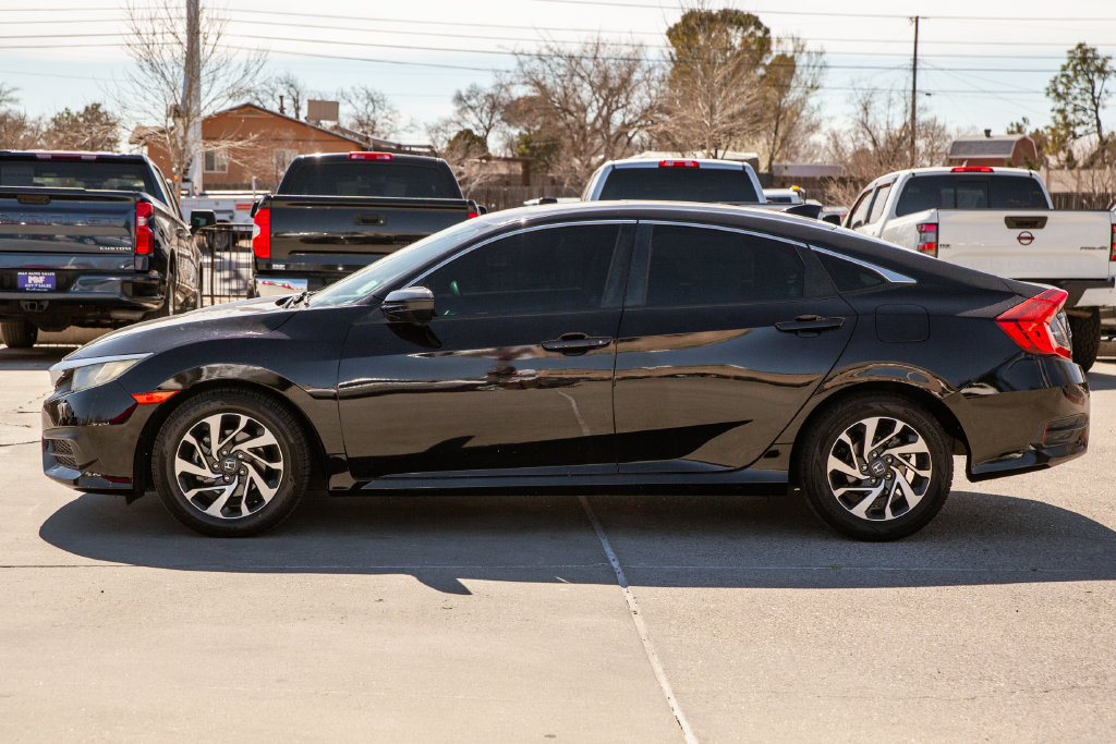 Used 2018 Honda Civic EX image 8