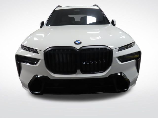 Used 2025 BMW X7 xDrive40i w/ M Sport Package image 9