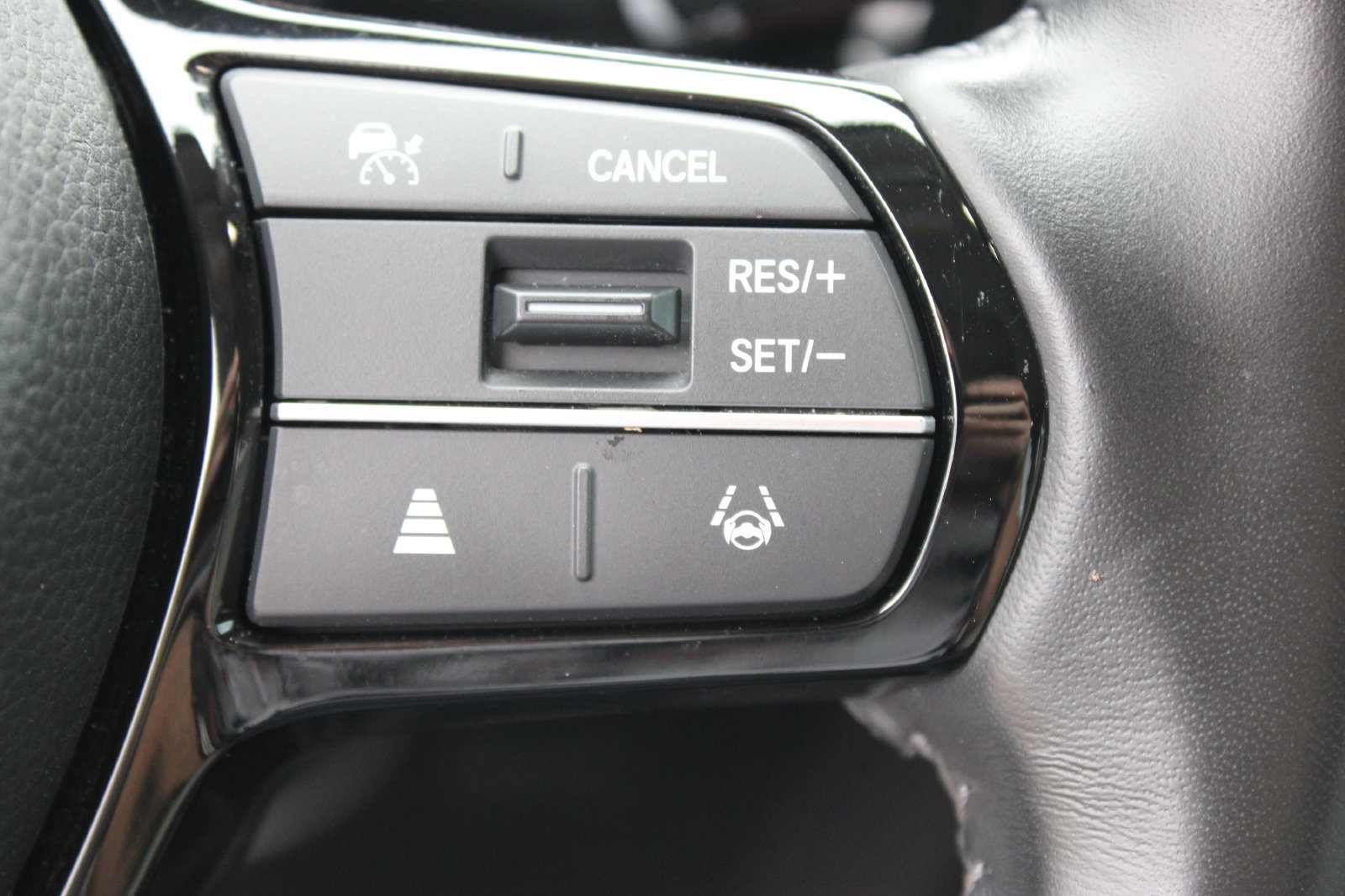 Used 2025 Honda CR-V EX-L image 20