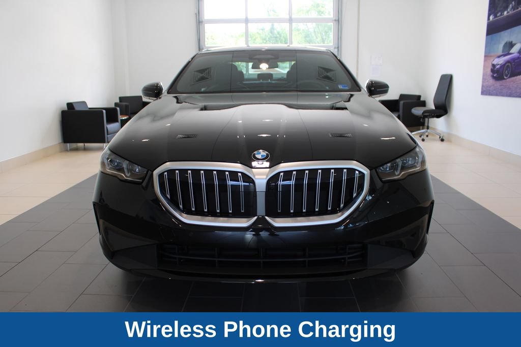 Used 2026 BMW 540i xDrive AWD/4WD image 14