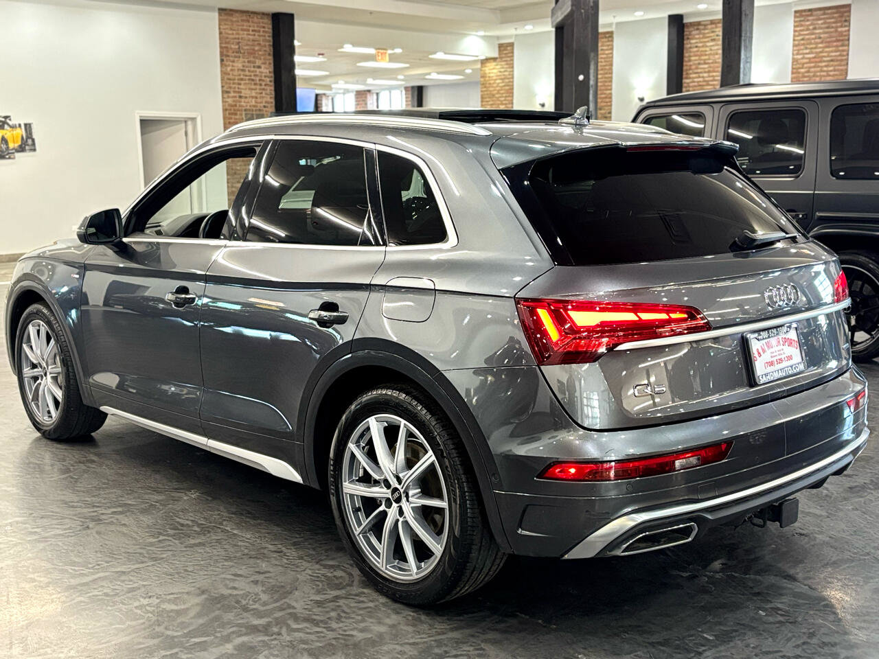 Used 2022 Audi Q5 e Prestige w/ Prestige Package image 17