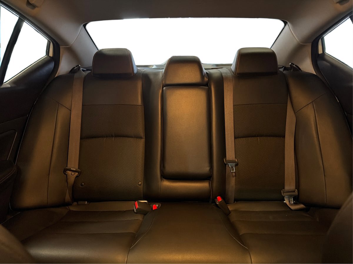 Used 2019 Nissan Altima 2.5 SR FWD image 18