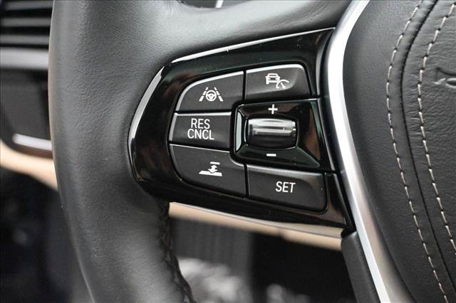 Used 2019 BMW 530i xDrive AWD/4WD image 11