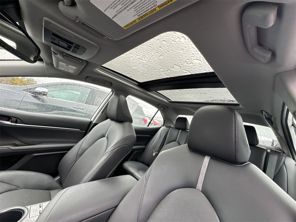 Used 2023 Toyota Camry XSE w/ Cold Weather Package image 28