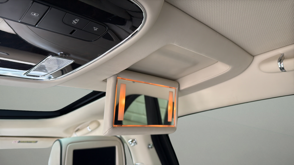 Used 2013 Bentley Mulsanne RWD image 28