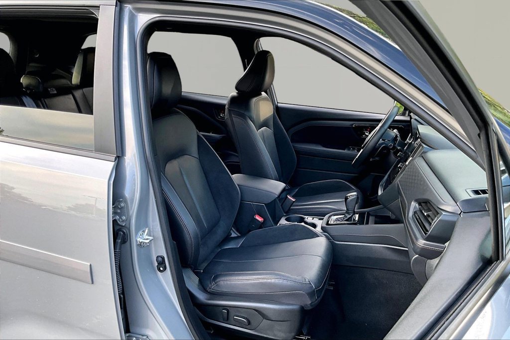 Used 2025 Subaru Forester Touring AWD/4WD image 22