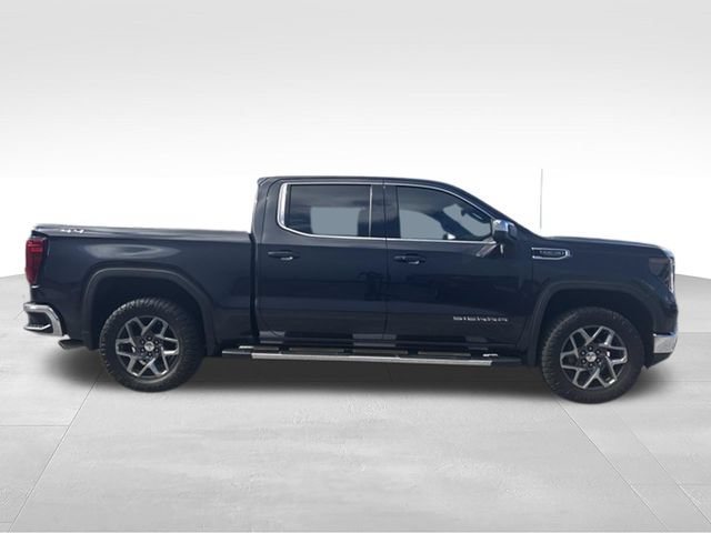 Used 2022 GMC Sierra 1500 SLE w/ Preferred Package AWD/4WD image 4